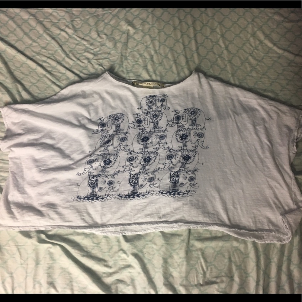 White elephant pattern top